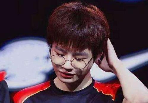 刘青松女友爆料事件视频,真相与争议交织的幕后揭秘  第2张